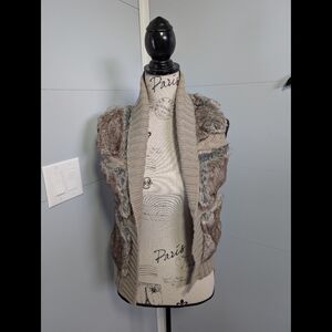 Y2K Nevada Cream Faux Fur Vest Size XXS
